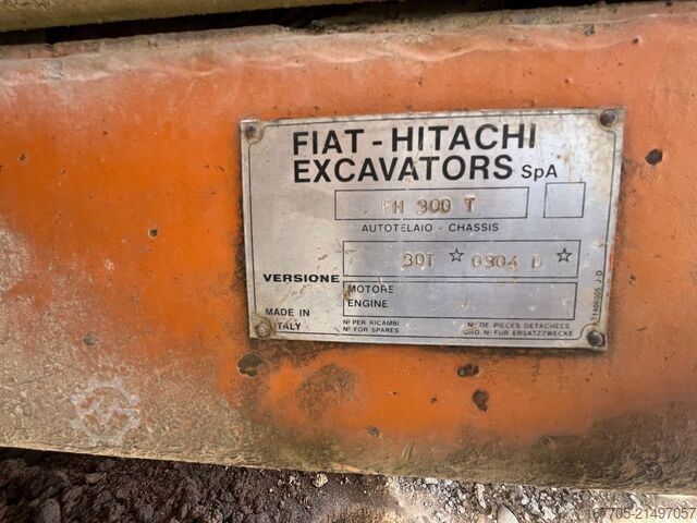 Rupsgraafmachine Fiat-Hitachi FH 300 T