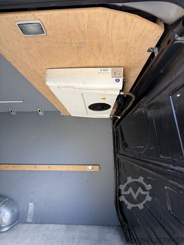 Furgão de teto alto VW Crafter