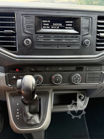 Furgão de teto alto VW Crafter