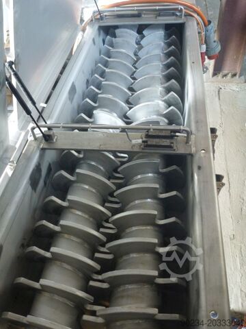 Conveyor Pendingin Twin Screw Bekas oleh AMF model HDS 250 x 3500 AMF HDS 250 x 3500