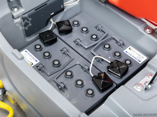 Hako Hakomatic B30 TB430 BATTERIE NUOVE Hako Hakomatic B30 TB430 NEW BATTERIES
