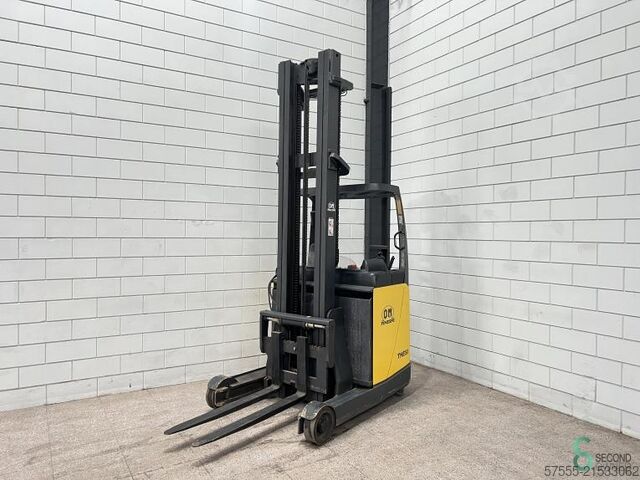 ट्रक तक पहुँचो OM Thesi B2 K23