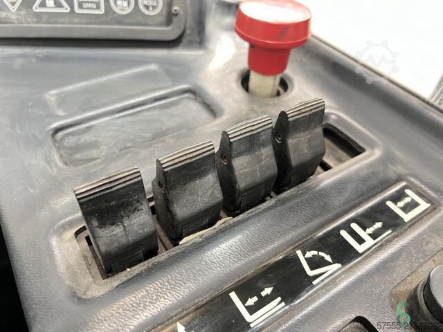 ट्रक तक पहुँचो OM Thesi B2 K23