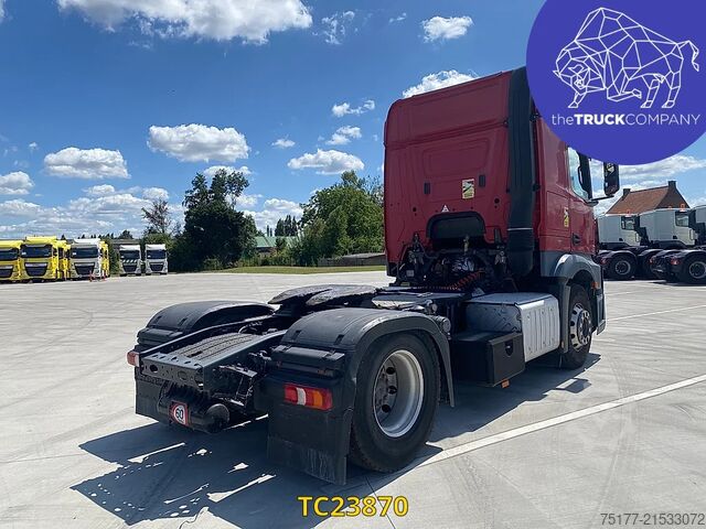 मानक SZM Mercedes-Benz Actros 1842