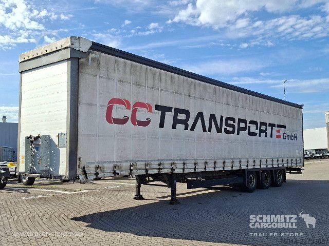กึ่งพ่วงเปิดพร้อมผ้าใบคลุม Schmitz Cargobull Curtainsider Mega Getränke