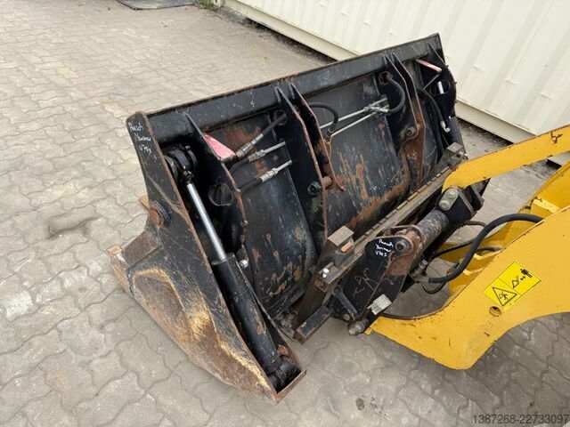 รถตักล้อยาง YANMAR V70S Schwenklader / 2017 BJ / Schaufel + Gabel