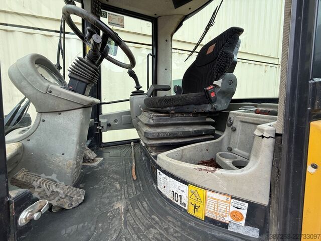 รถตักล้อยาง YANMAR V70S Schwenklader / 2017 BJ / Schaufel + Gabel