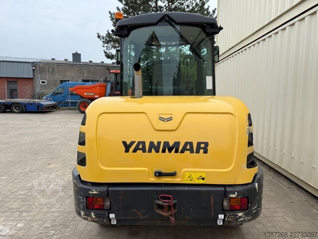 รถตักล้อยาง YANMAR V70S Schwenklader / 2017 BJ / Schaufel + Gabel