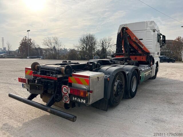 Φορτηγό γερανός roll-off MAN MAN TGX 26.480 SCARRABILE CON GRU DIETRO CABINA
