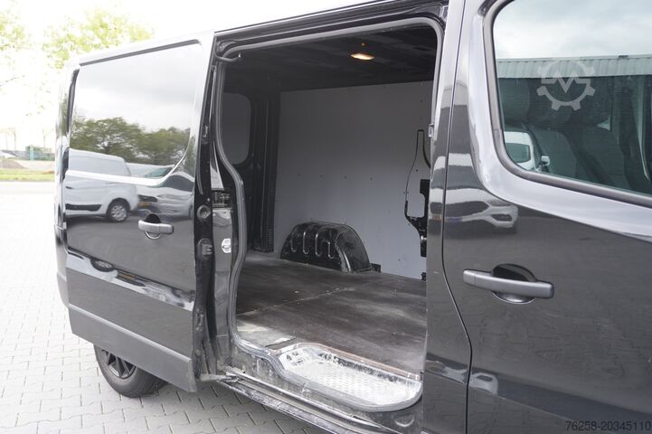 Furgonas Renault Trafic 2.0 dCi L2 EURO 6 - Airco - Cruise - Car...