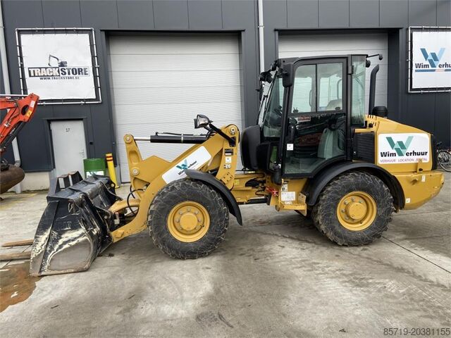 Lader CAT 906M (7164)