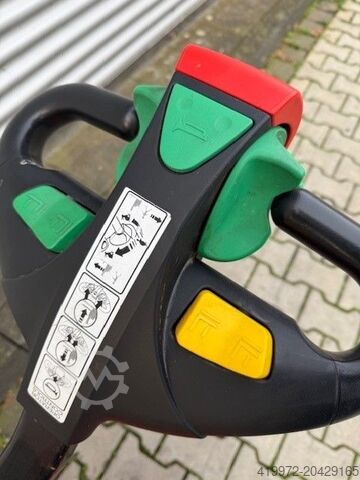 Pirg këmbësorësh Doosan LEDS 12,5