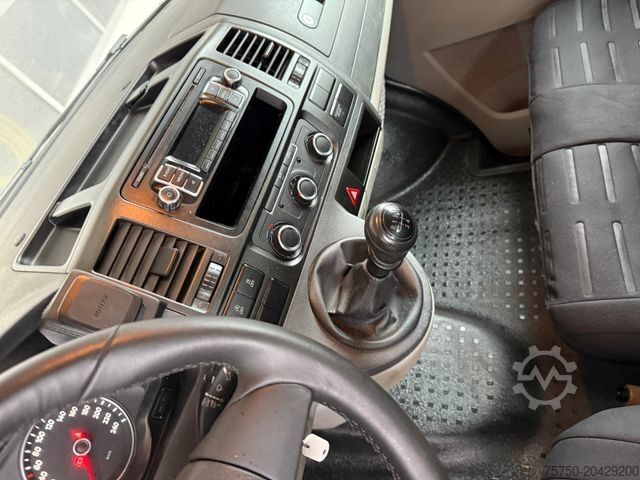 وانت پیکاپ VOLKSWAGEN VW T 5 2,0 TDI  Doka AHK Klima 114 PS