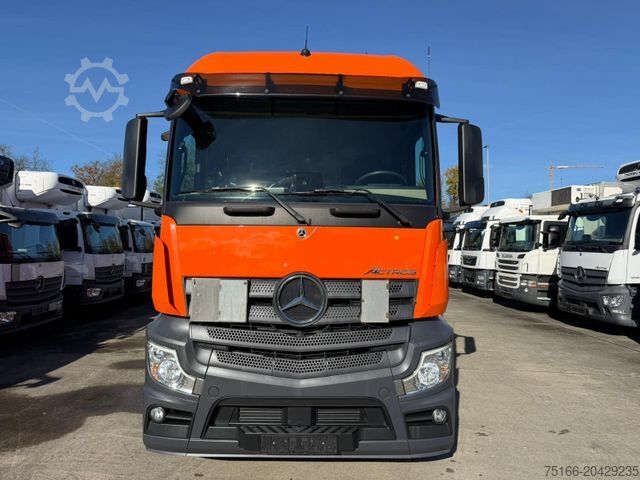 Kamion me platformë dhe tendë MERCEDES-BENZ ACTROS 2545 L Pritsche/Plane 7,10 m LBW 2 T*ADR