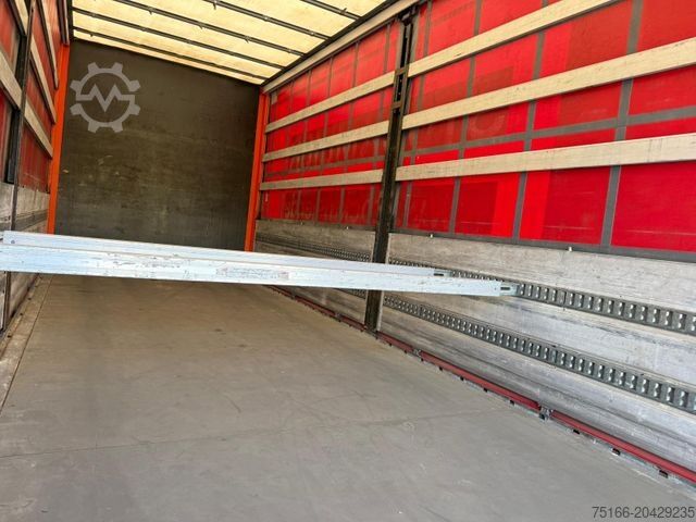 Kamion me platformë dhe tendë MERCEDES-BENZ ACTROS 2545 L Pritsche/Plane 7,10 m LBW 2 T*ADR