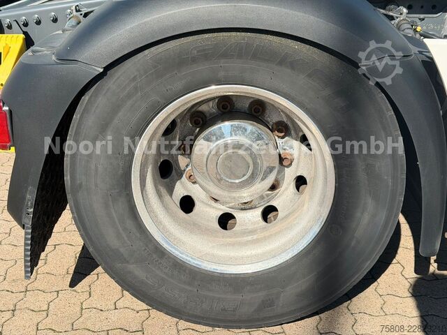 Стандартен влекач DAF XF530 SSC 2Tanks 1275L ACC Standklima Xenon