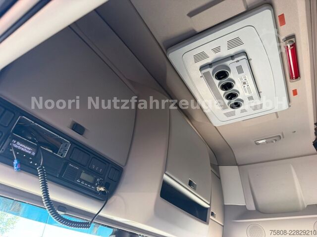 Стандартен влекач DAF XF530 SSC 2Tanks 1275L ACC Standklima Xenon