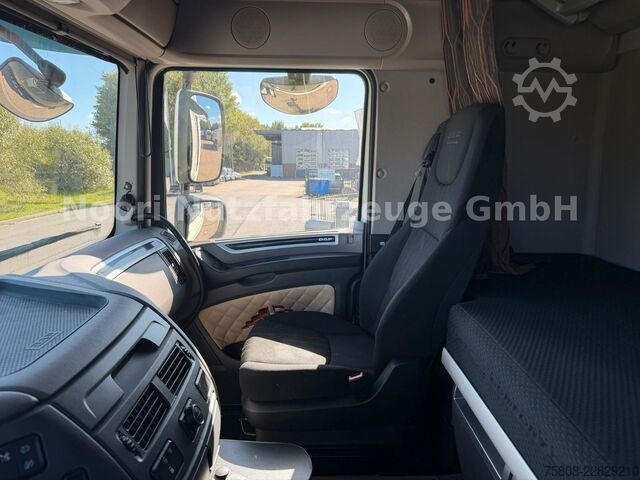 Стандартен влекач DAF XF530 SSC 2Tanks 1275L ACC Standklima Xenon