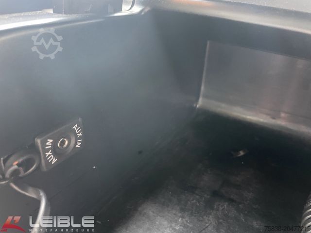 Furgonçinë pick-up VOLKSWAGEN T5 2.0 TDI*TOP*4Motion*AHK*LED*Vollluft*Klima