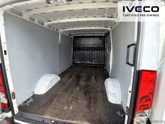 厢式货车 IVECO 35S14SA8V Hi-Matic, Flachdach H1, HU 04/2027