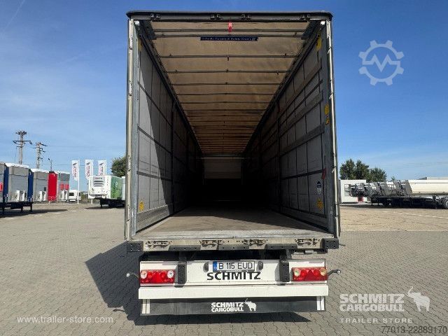 带篷布的开放式半挂车 Schmitz Cargobull Curtainsider Standard