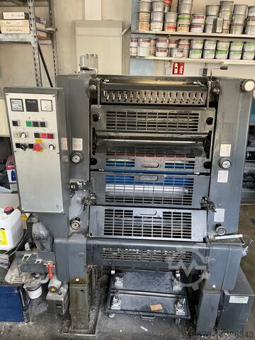 Sheetfed offset printing press 