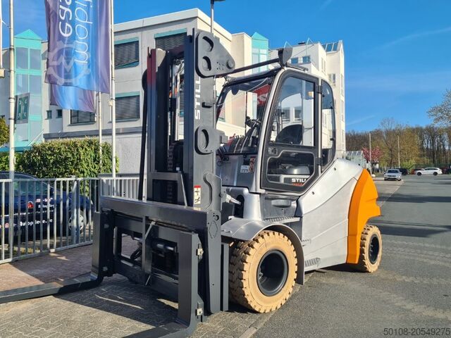 Electric 4-wheel forklift Still RX 60-80 900