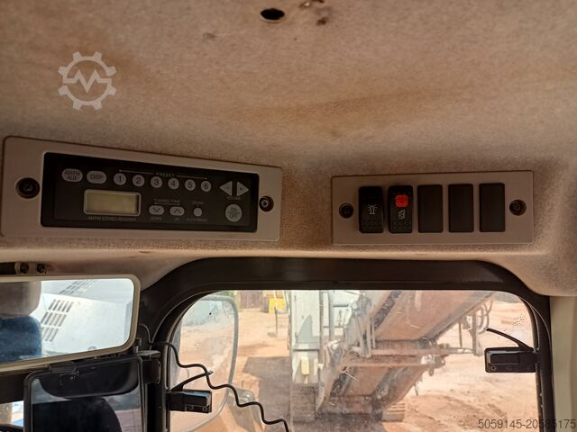 Wheel loader Hitachi ZW330-6