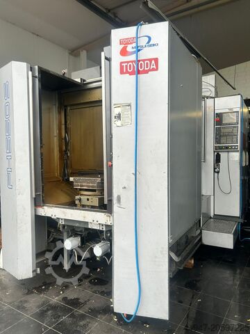 Horizontal machining center TOYODA FH 550 S