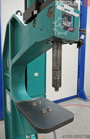 Presse pneumatique TOX Pressotechnik CEC 008.000