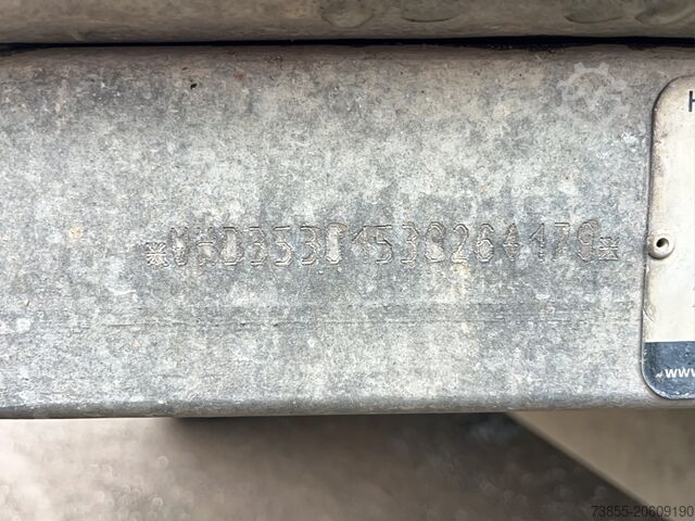 Alçak yükleyici yarı römork Humbaur CH9