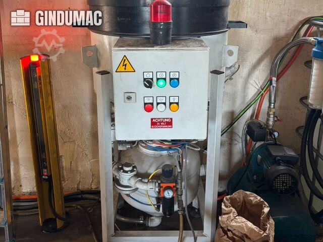 Máquina de corte por chorro de agua Flow MACH 3 3020B