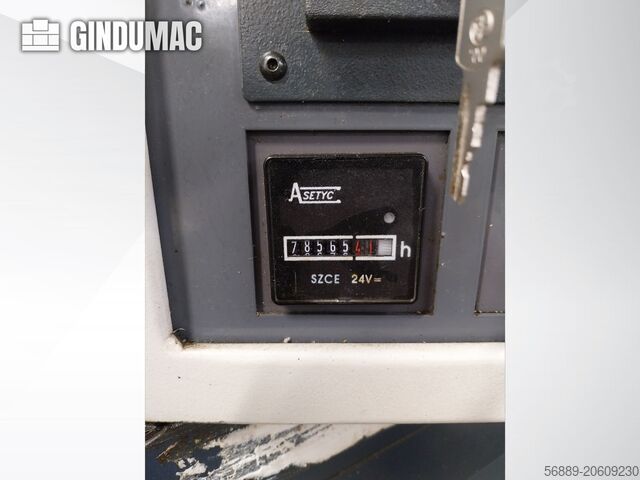 آلة الخراطة الأفقية SPINNER JCL-75/1000-TC 82