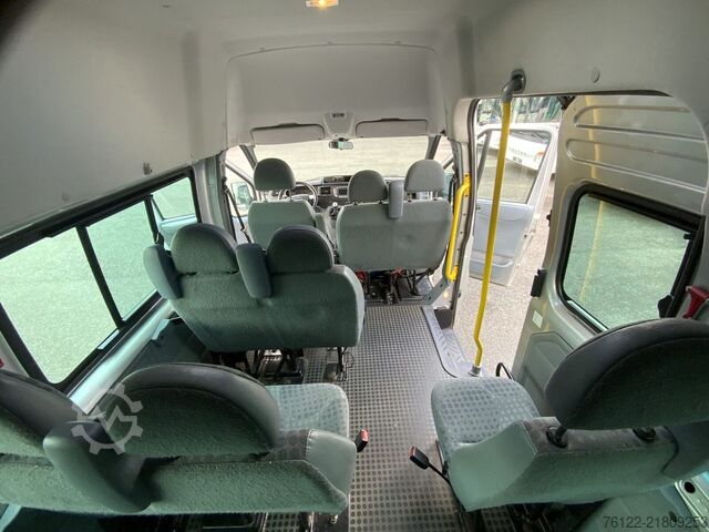 Reisijatevedu Ford Transit