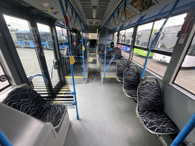 Kĺbový autobus Mercedes-Benz Conecto G
