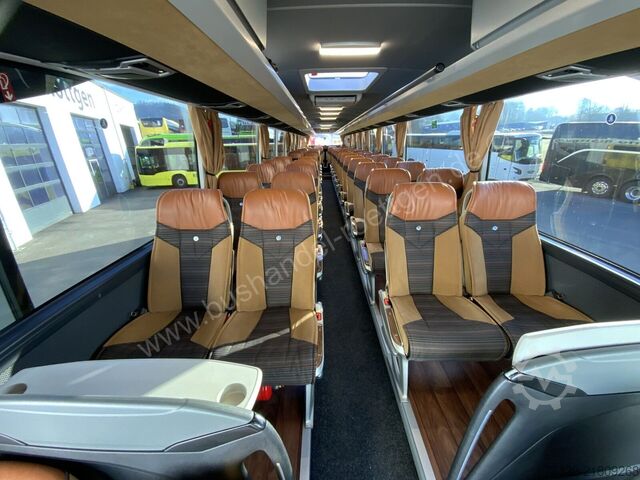 Távolsági autóbusz Mercedes-Benz Tourismo L 17 RHD