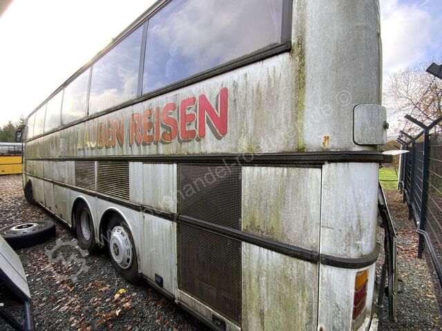 Autobus Setra S 215 HDH