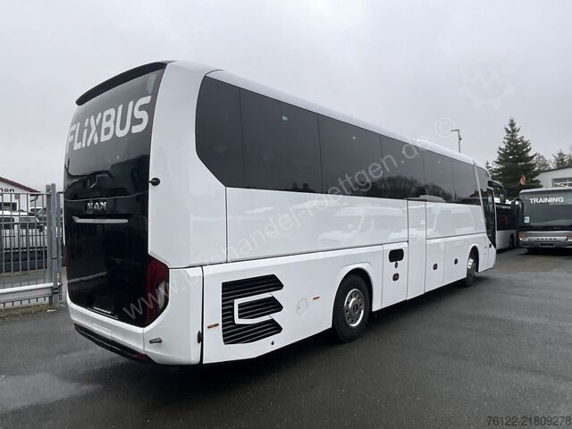 Távolsági autóbusz MAN R07 Lion´s Coach