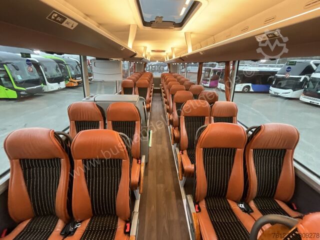 Távolsági autóbusz MAN R07 Lion´s Coach