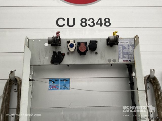 Trailer semi terbuka dengan terpal Schmitz Cargobull Curtainsider Standard Staplerhalterung