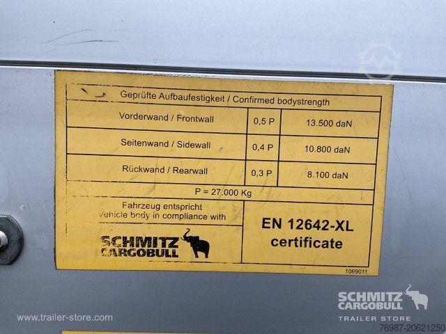 Trailer semi terbuka dengan terpal Schmitz Cargobull Curtainsider Standard Staplerhalterung