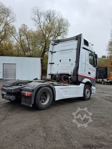 Vakio vetoauto MERCEDES-BENZ 1845 , Hydraulik