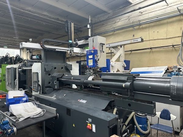 射出成形機 Sumitomo Demag Systec 350/720-2300