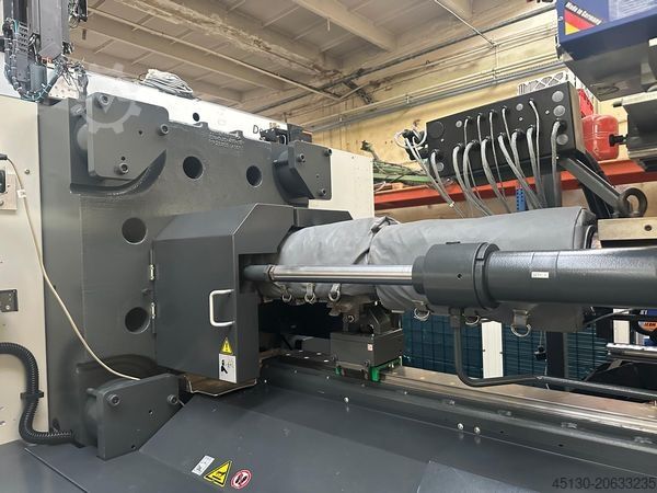 射出成形機 Sumitomo Demag Systec 350/720-2300
