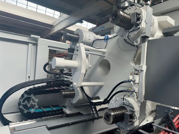 射出成形機 KraussMaffei KM 400-3000 GX Blue Power mit dem Robot