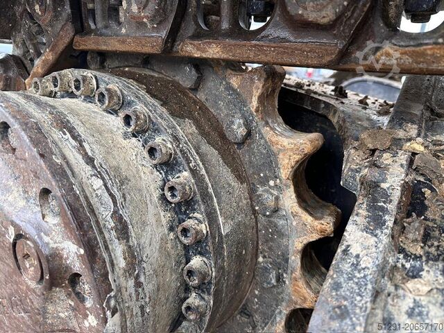 Escavadora de rastos Caterpillar 323 FL