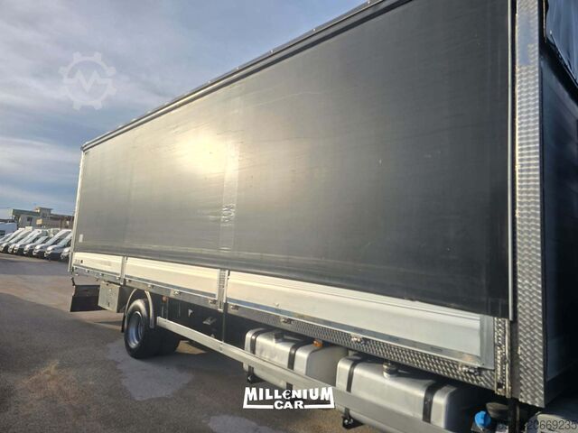 Kuorma-auto lavalla ja pressulla Iveco EUROCARGO 150E28 CENTINATO 9,60 C/SCOPRI