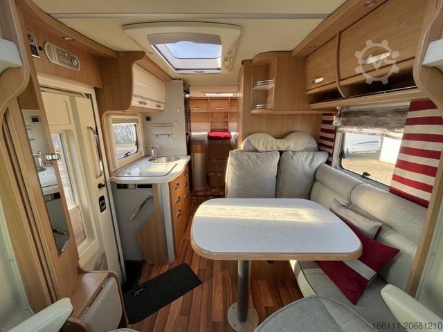 Yarı entegre karavan HYMER/ERIBA T 578 CL- Einzelbetten - Automatik -