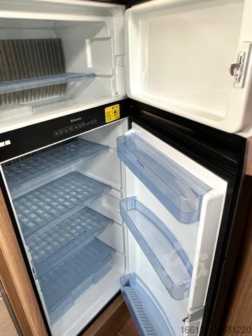 Entegre karavan BÜRSTNER Viseo I 690 G - Einzelbetten -  -