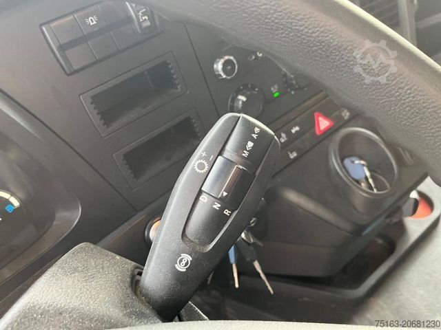 Truck mounted crane MERCEDES-BENZ Antos 2542 6x2 Pritsche Heckkran Hiab XS 177 Fun